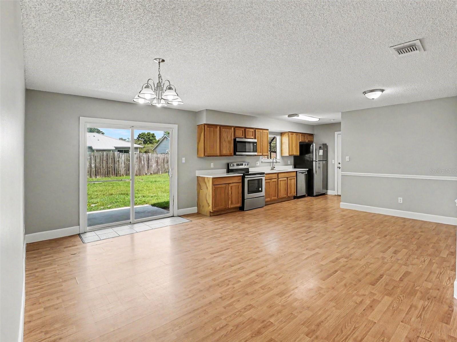 SUMMERSET - Residential