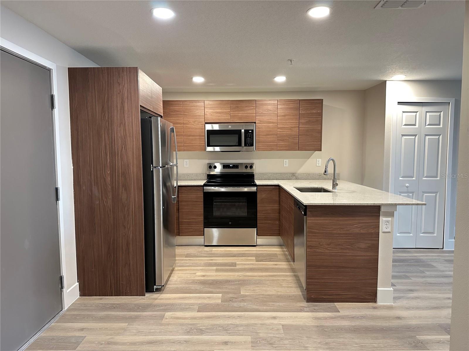 ACREAGE - Residential Lease