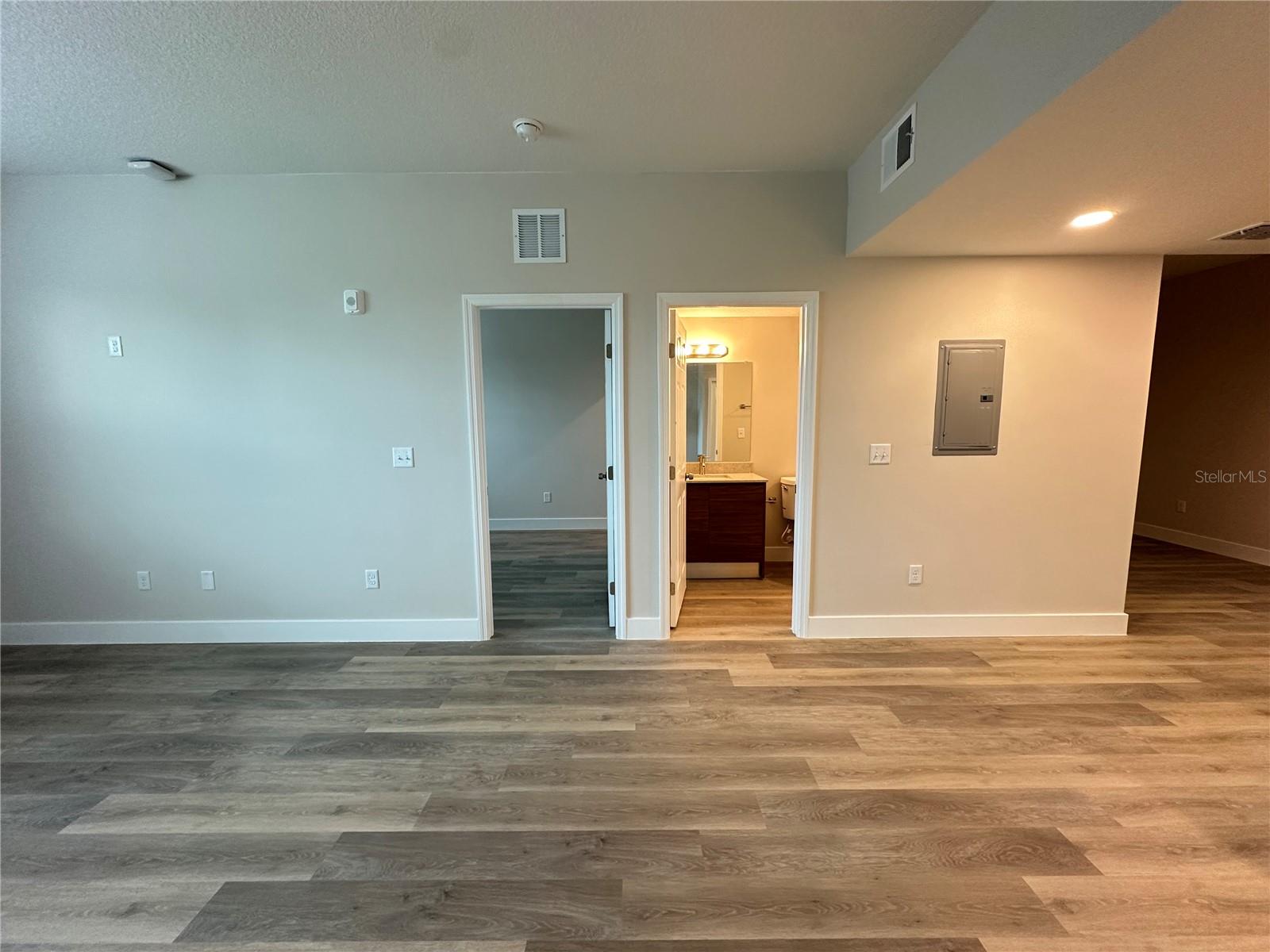 ACREAGE - Residential Lease