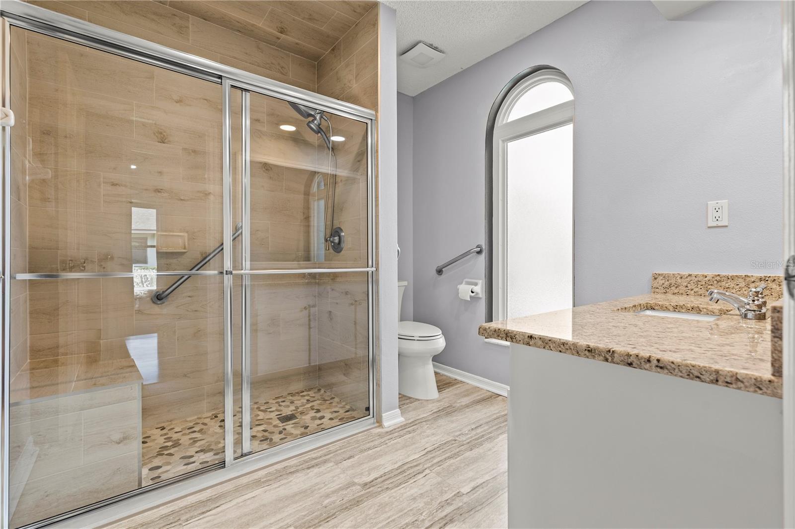 GLEN LAKES PH 1 - Residential Lease