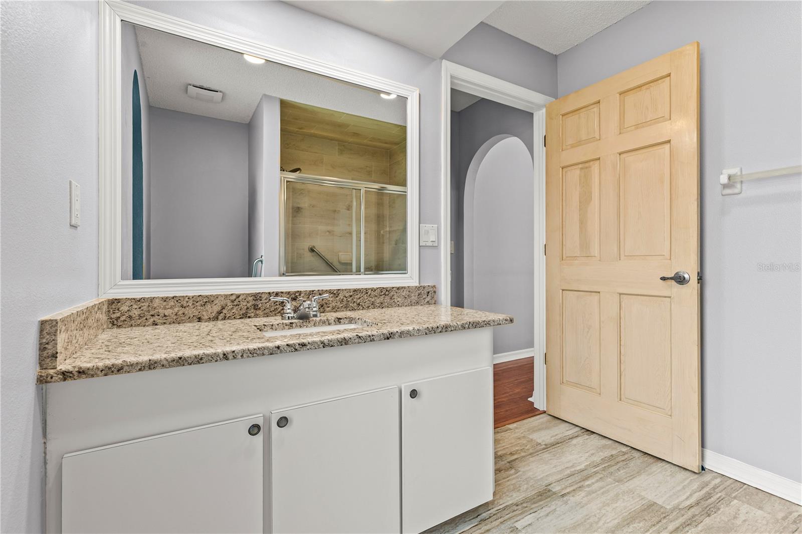 GLEN LAKES PH 1 - Residential Lease