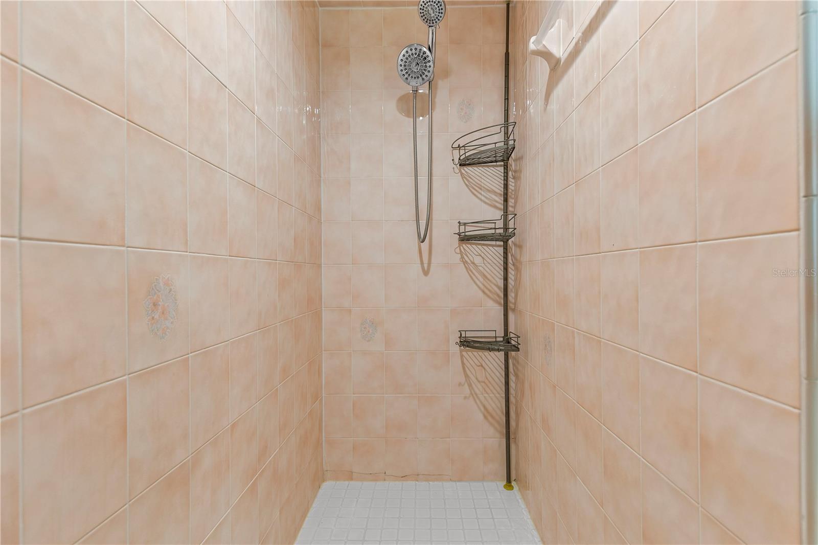 GLEN LAKES PH 1 - Residential Lease