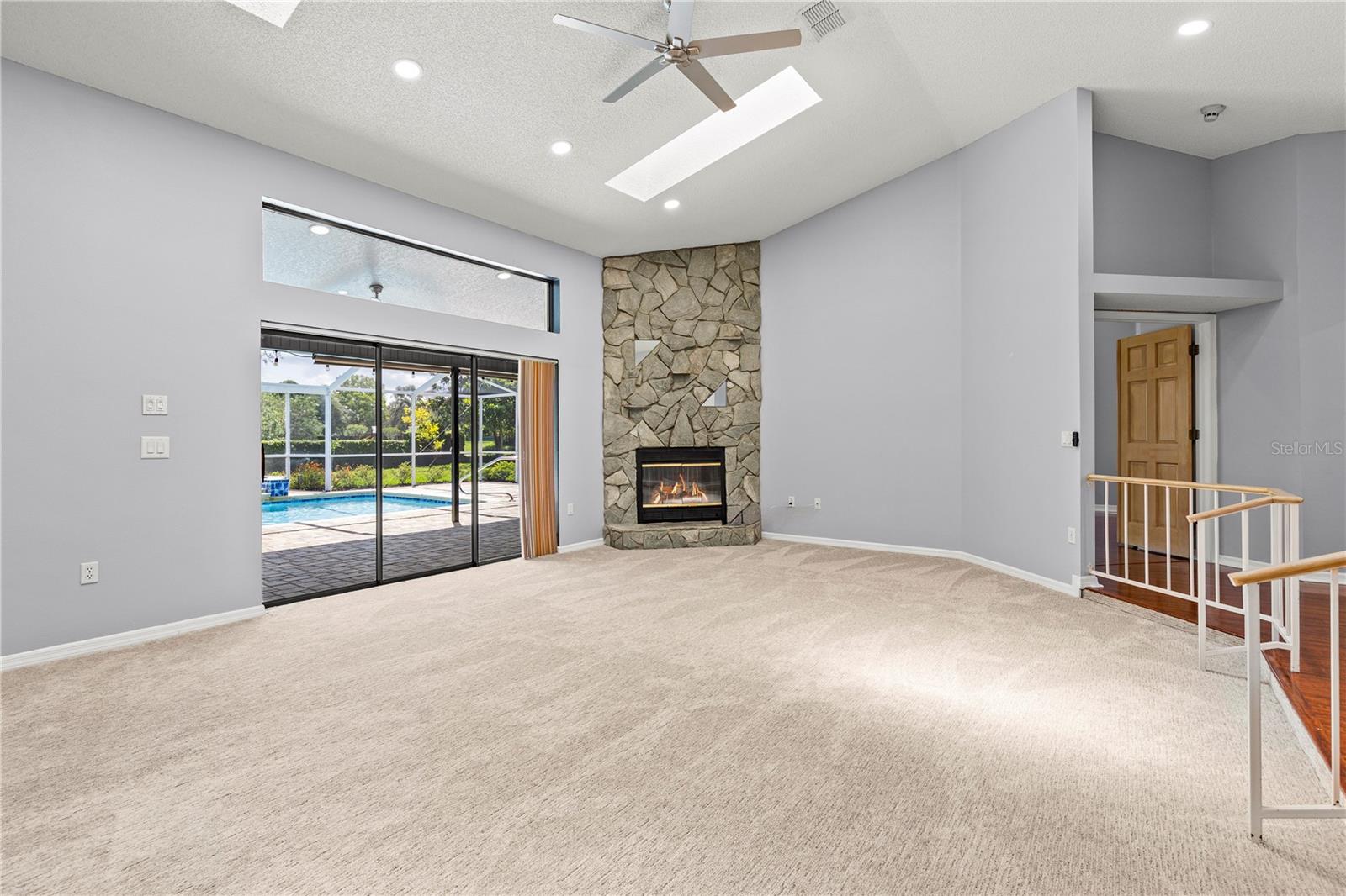 GLEN LAKES PH 1 - Residential Lease