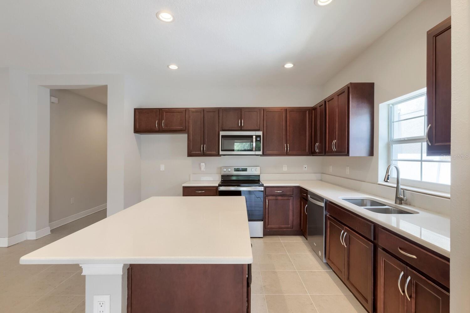 ROMEO HEIGHTS - Residential