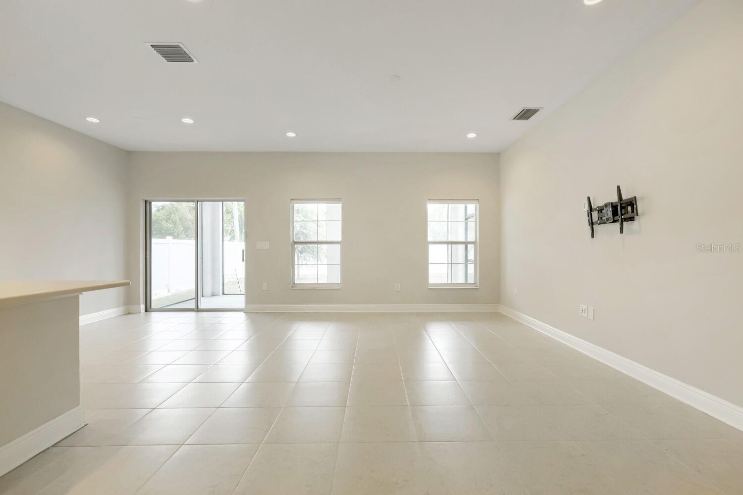 ROMEO HEIGHTS - Residential