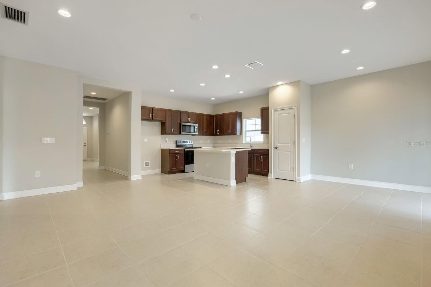 ROMEO HEIGHTS - Residential