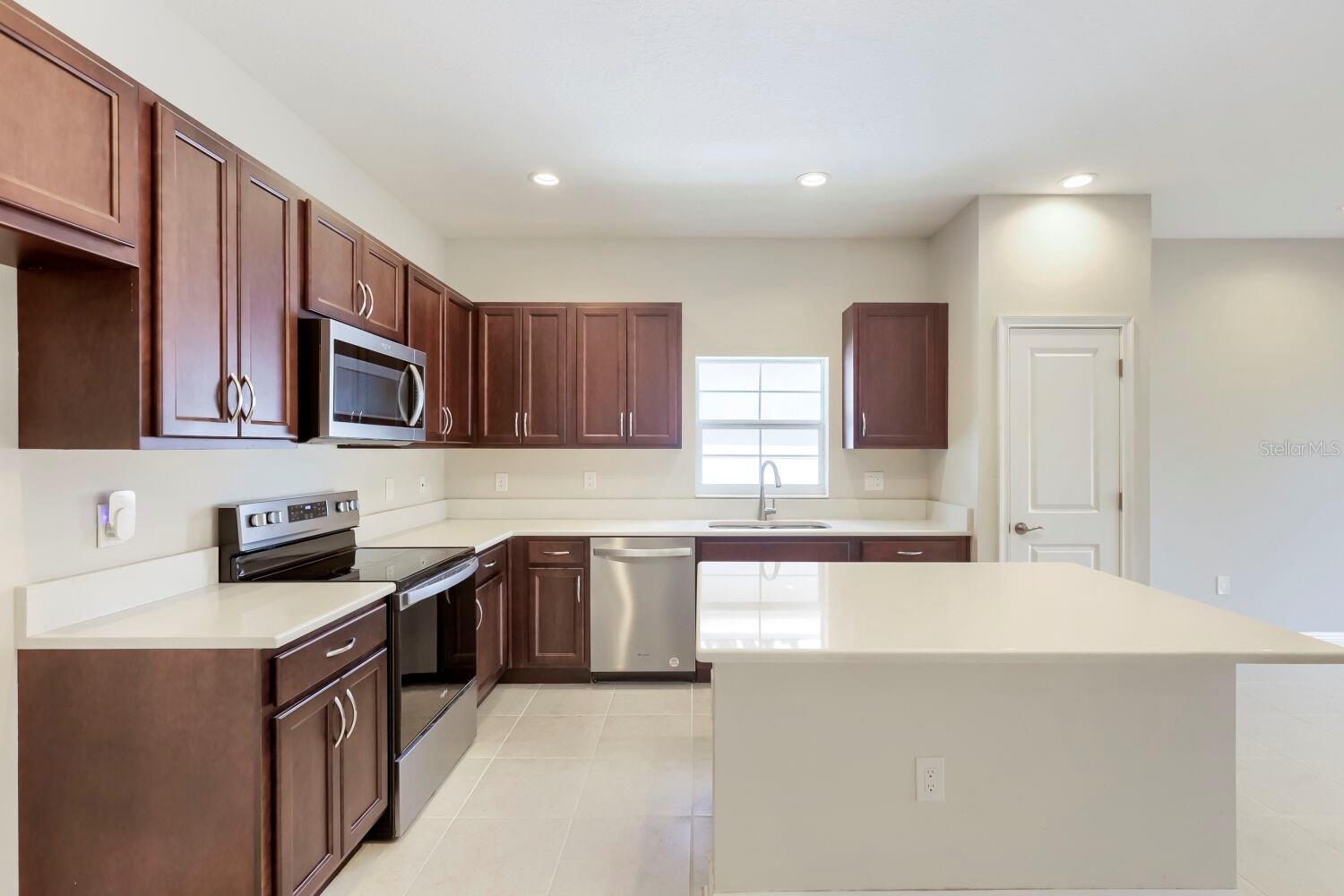 ROMEO HEIGHTS - Residential