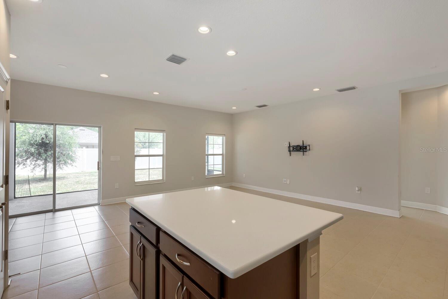 ROMEO HEIGHTS - Residential