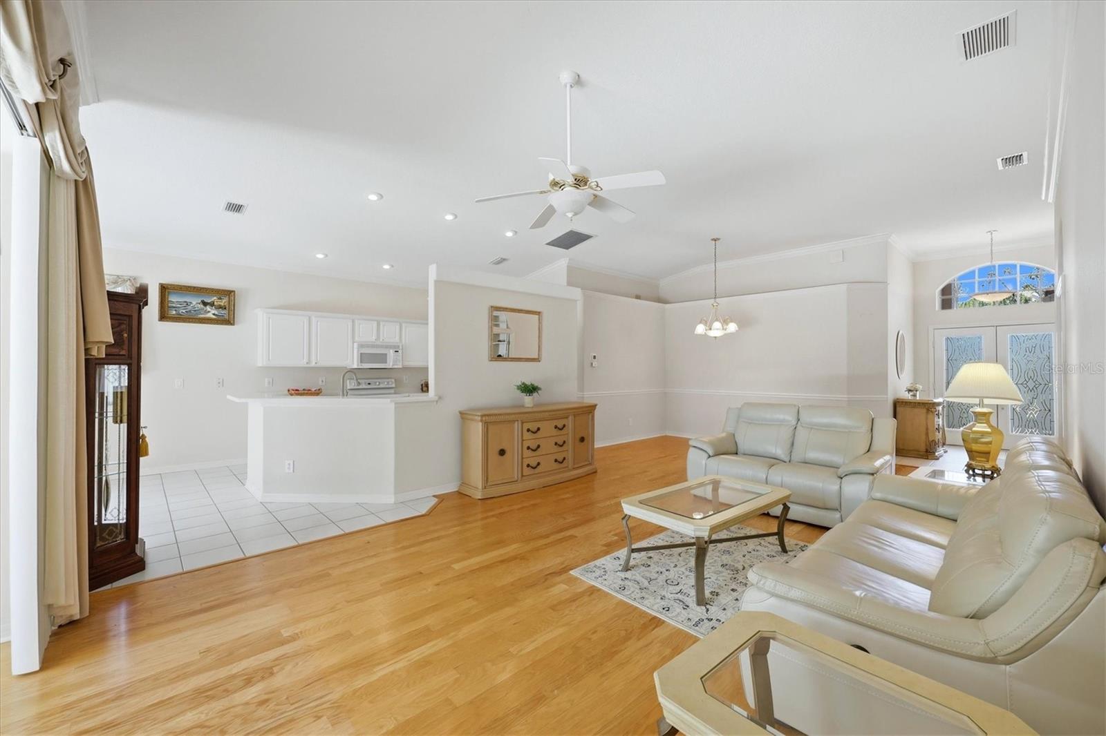 EDGEWATER VILLAGE - Residential