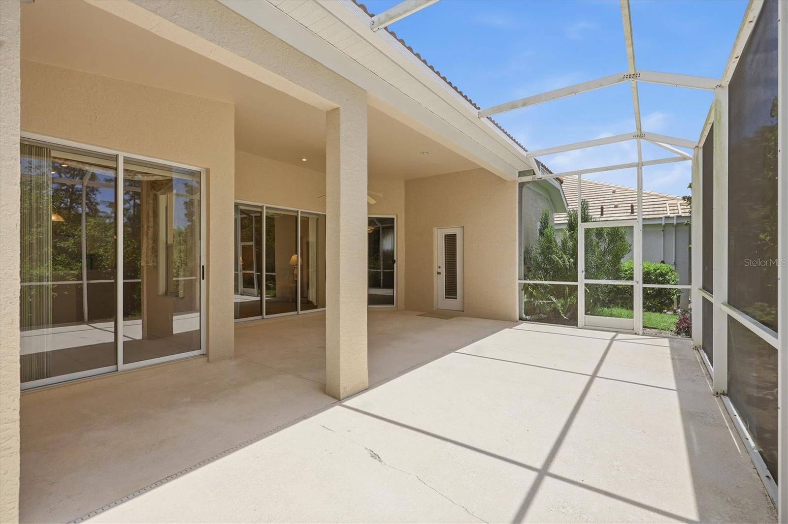EDGEWATER VILLAGE - Residential