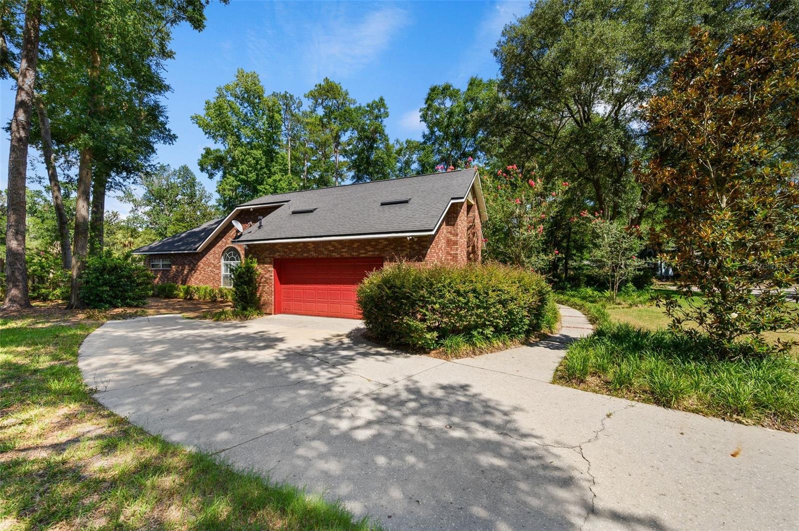 WILLOW CREEK - Residential
