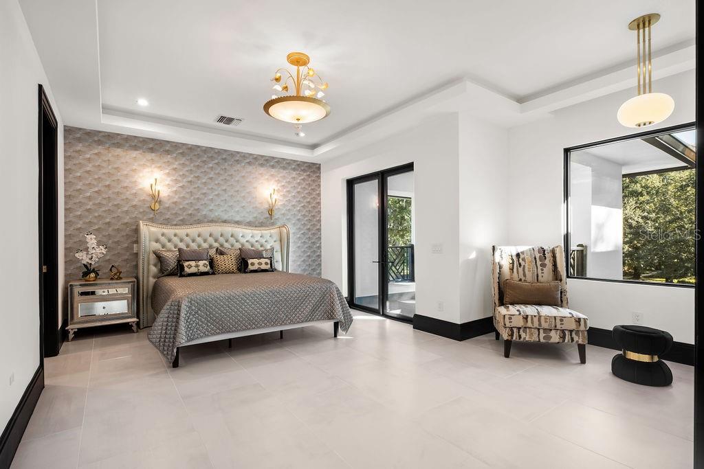 ISLEWORTH - Residential