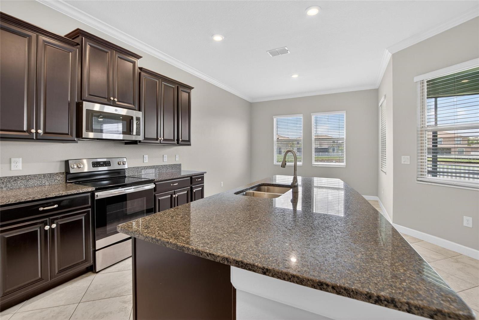 SOUTH FORK TR P PH 2 & 3B - Residential Lease