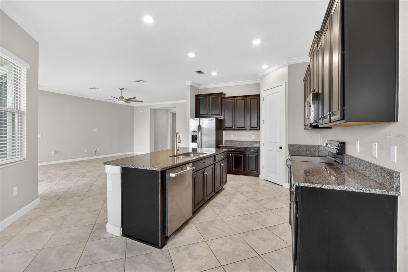 SOUTH FORK TR P PH 2 & 3B - Residential Lease