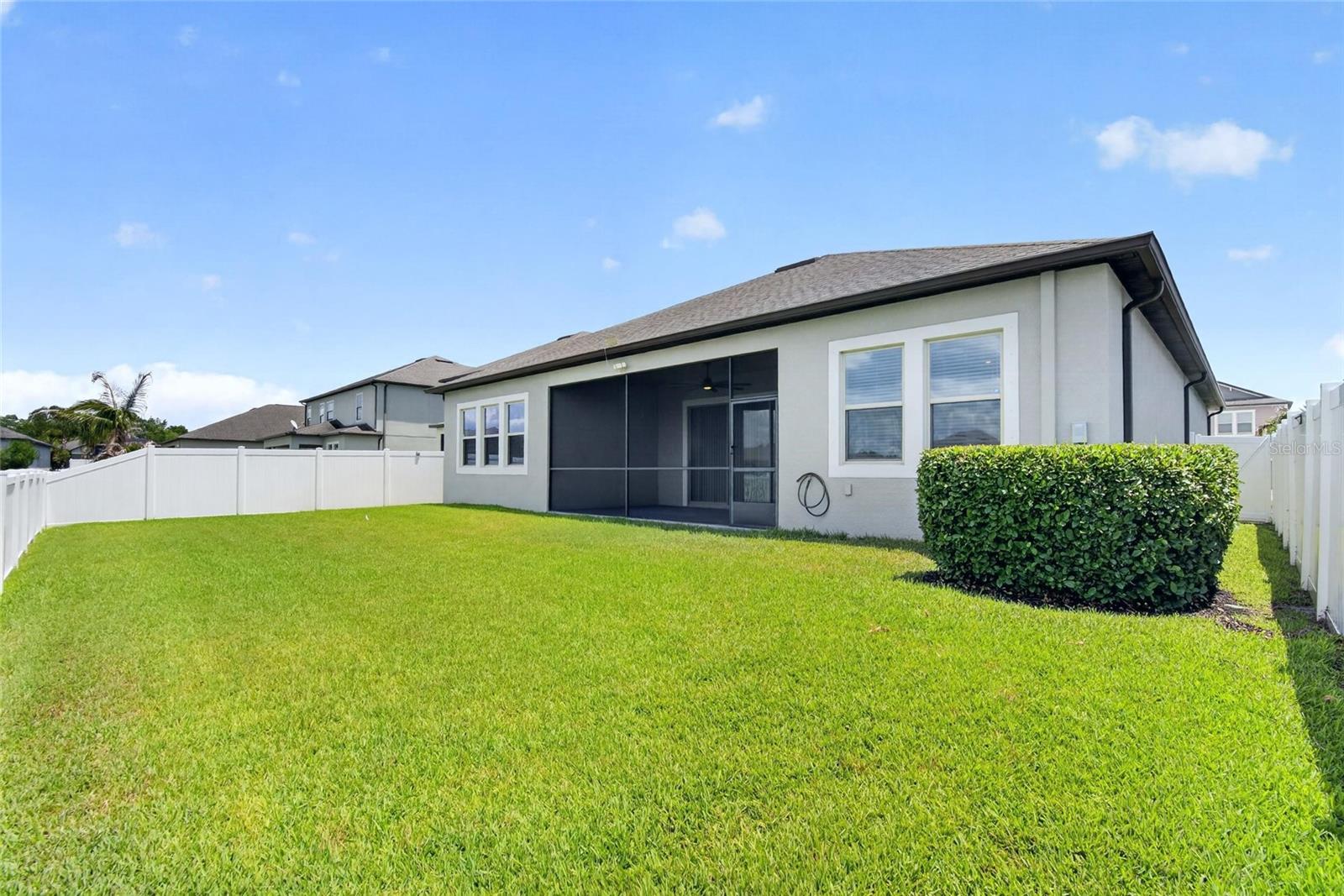 SOUTH FORK TR P PH 2 & 3B - Residential Lease