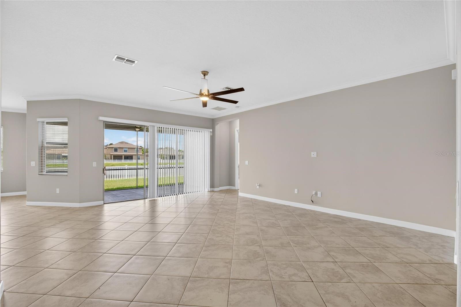 SOUTH FORK TR P PH 2 & 3B - Residential Lease