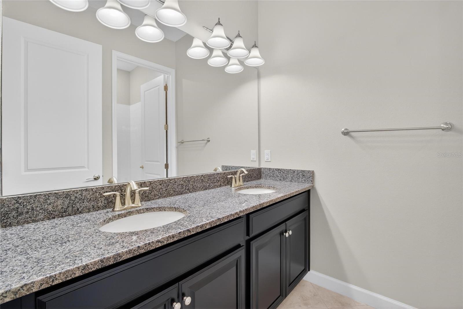 SOUTH FORK TR P PH 2 & 3B - Residential Lease