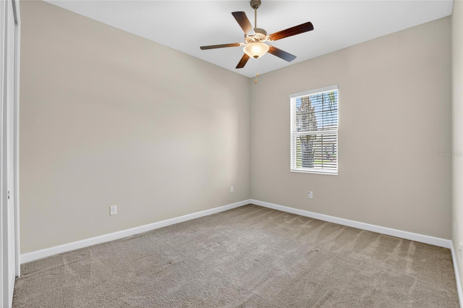 SOUTH FORK TR P PH 2 & 3B - Residential Lease