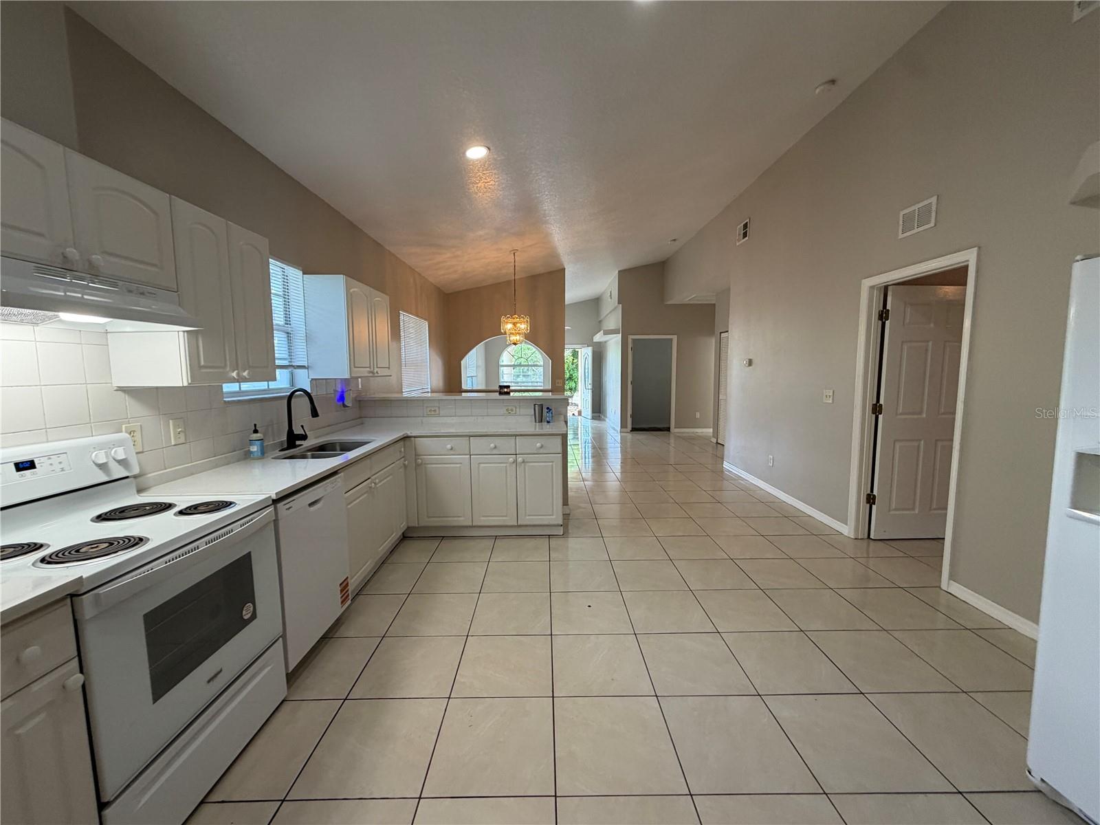 LELLMAN HEIGHTS - Residential Lease