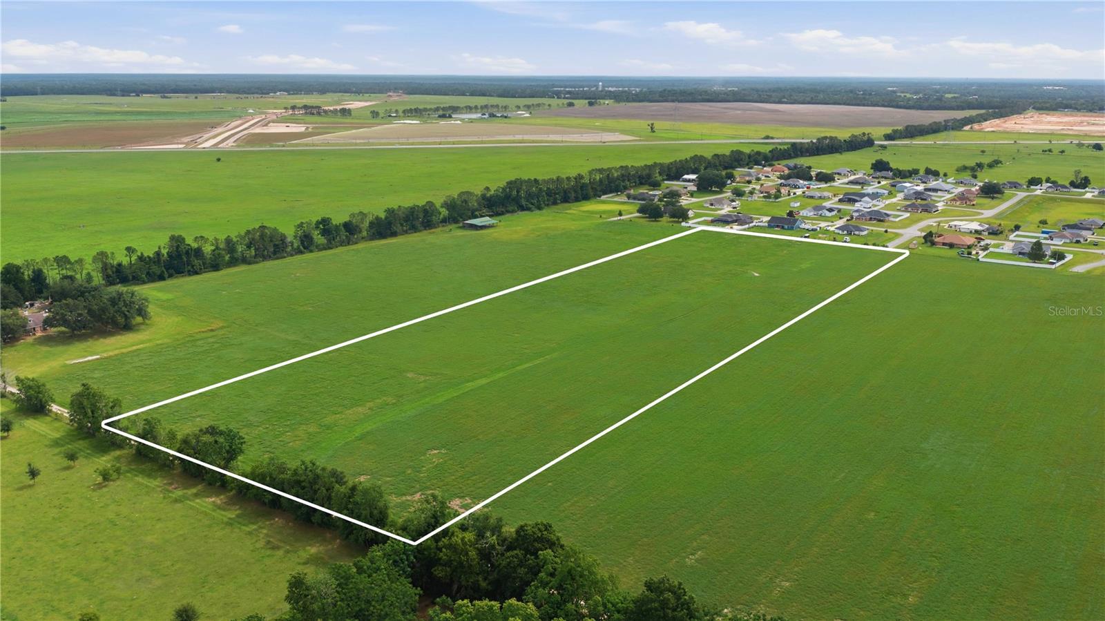 Don't miss the beautiful piece of land, ready for you to bring your vision to life. Zoned A1, perfect for your custom build, agriculture uses, or your next investment property. This lot is completely cleared, and in a great central location. Close to shopping and restaurants, but still rural enough to feel private. Come take a look today and bring life to your dream!