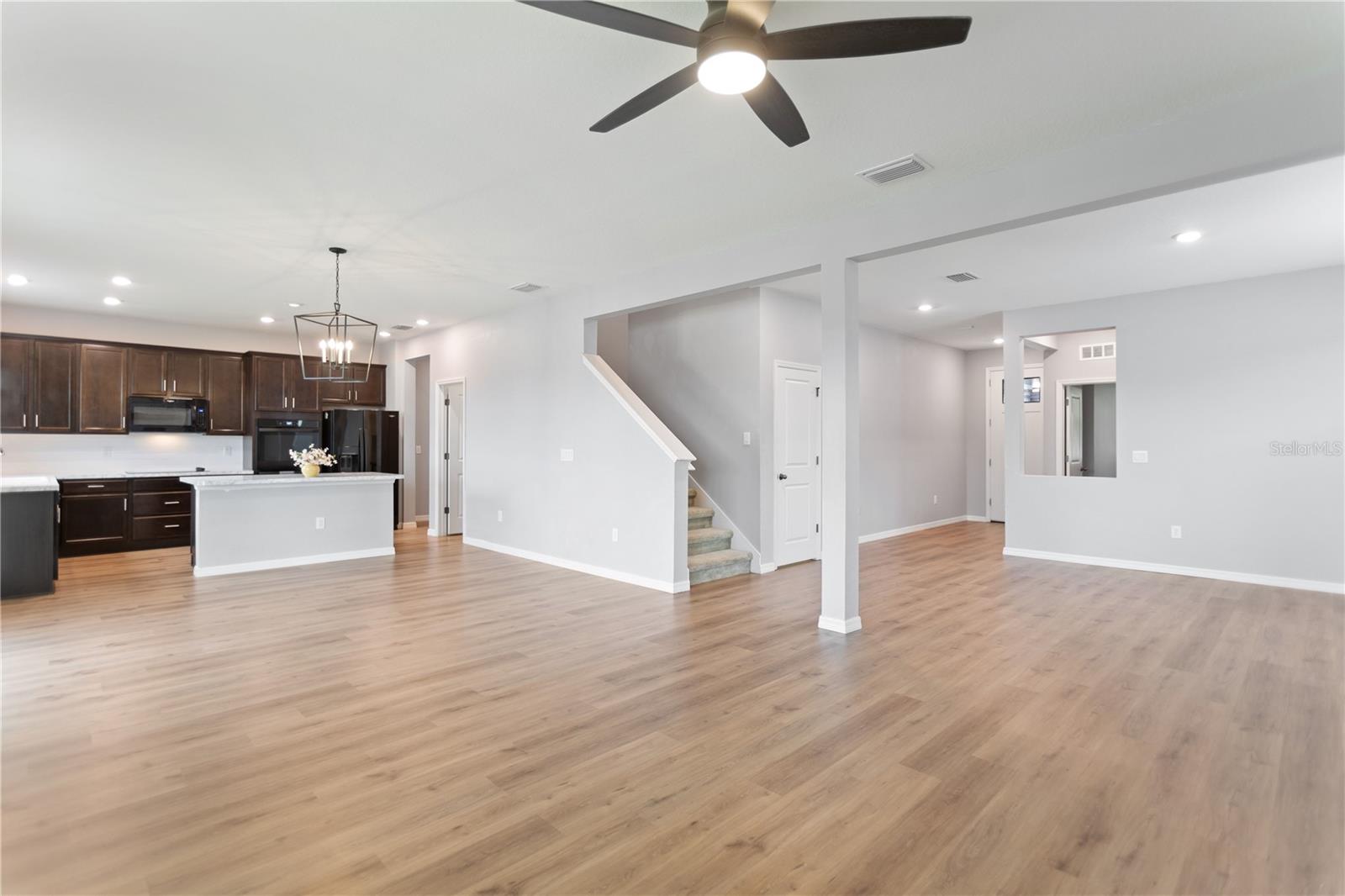 LEGENDS POINTE PH 1 - Residential