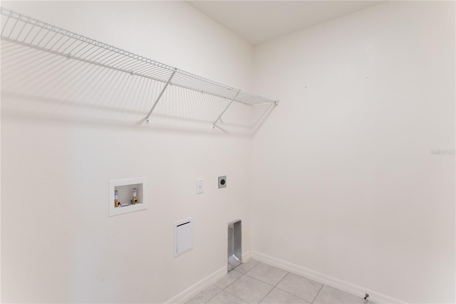 LEGENDS POINTE PH 1 - Residential