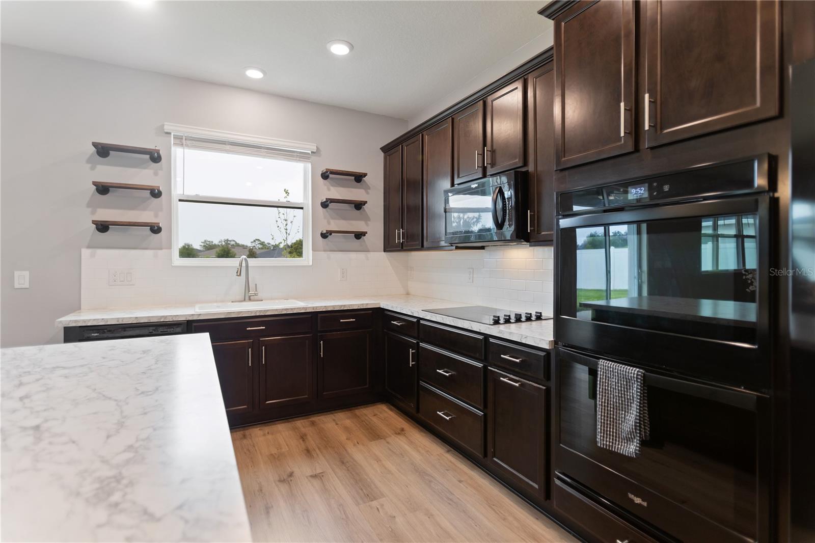 LEGENDS POINTE PH 1 - Residential