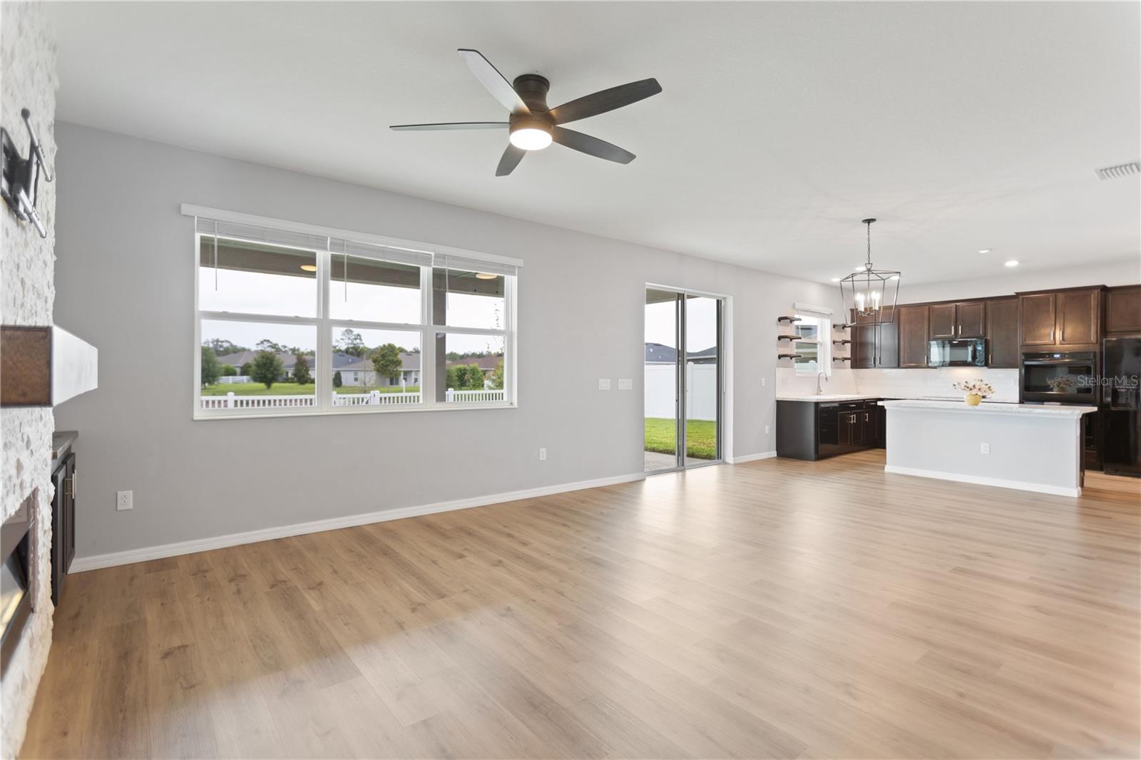 LEGENDS POINTE PH 1 - Residential