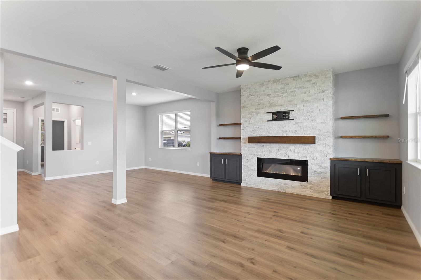 LEGENDS POINTE PH 1 - Residential