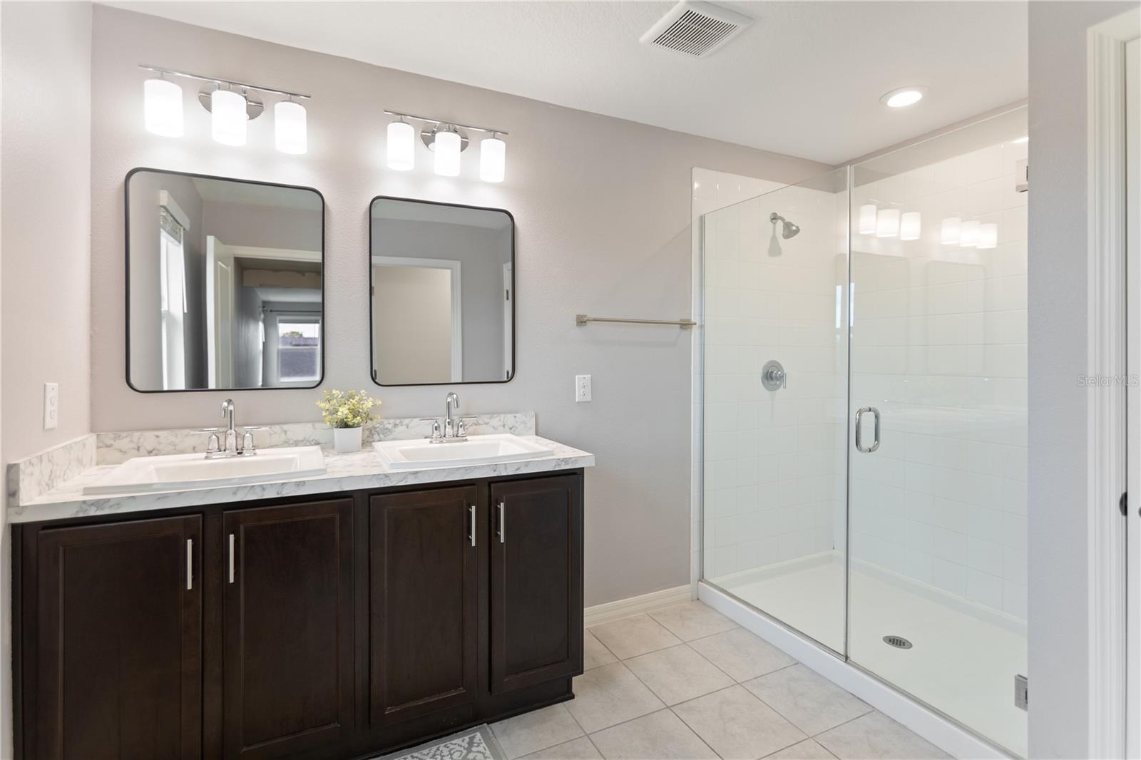 LEGENDS POINTE PH 1 - Residential