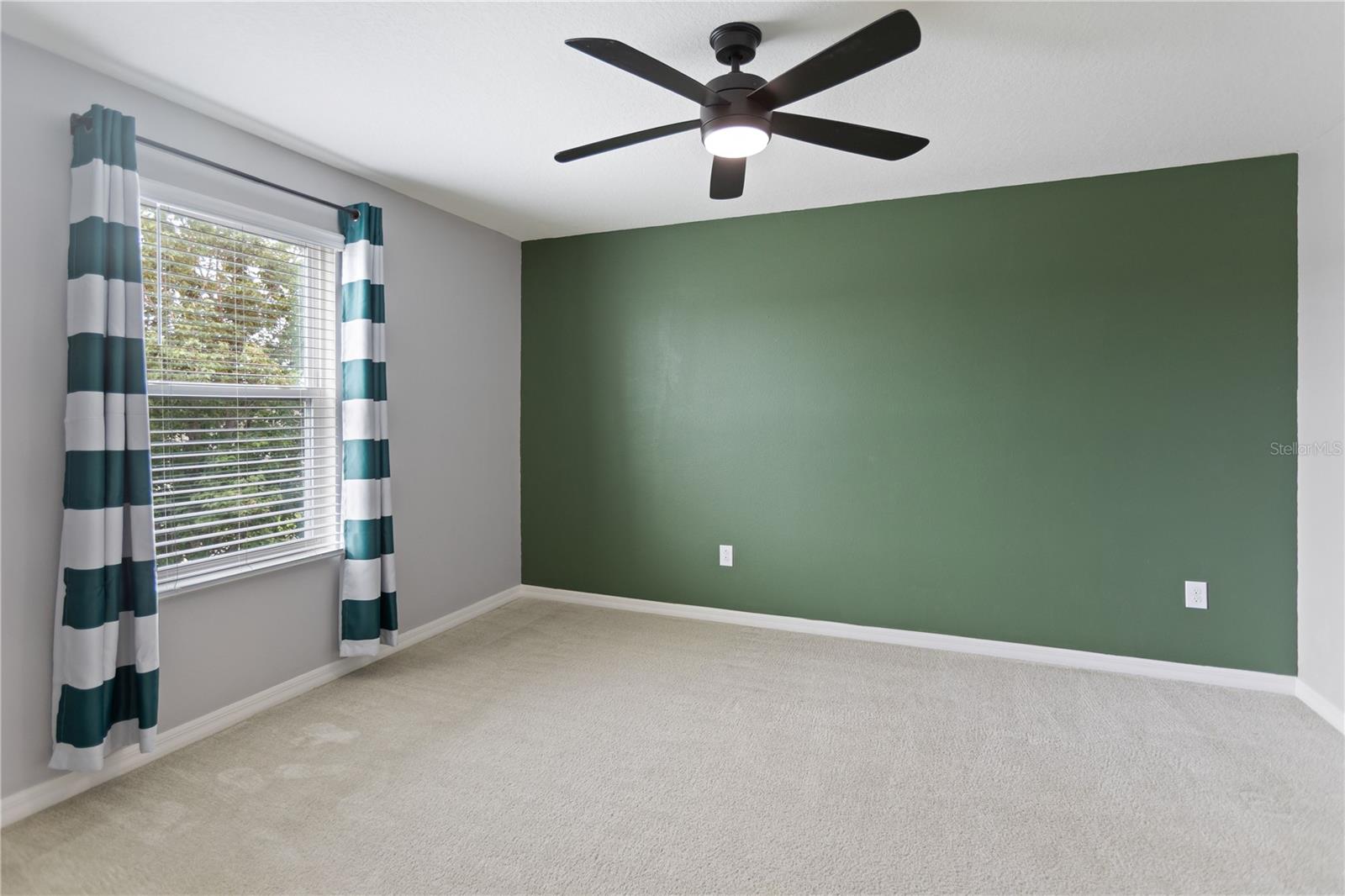 LEGENDS POINTE PH 1 - Residential