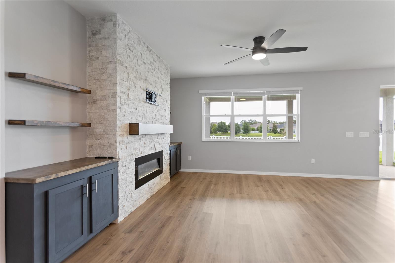 LEGENDS POINTE PH 1 - Residential