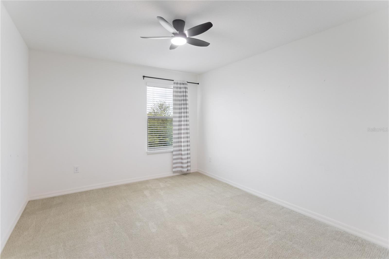 LEGENDS POINTE PH 1 - Residential