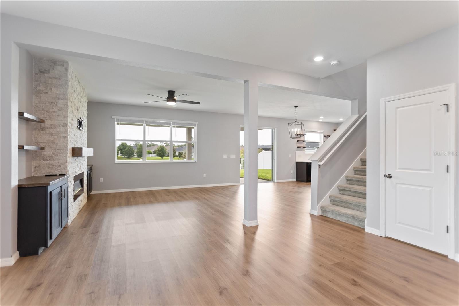 LEGENDS POINTE PH 1 - Residential