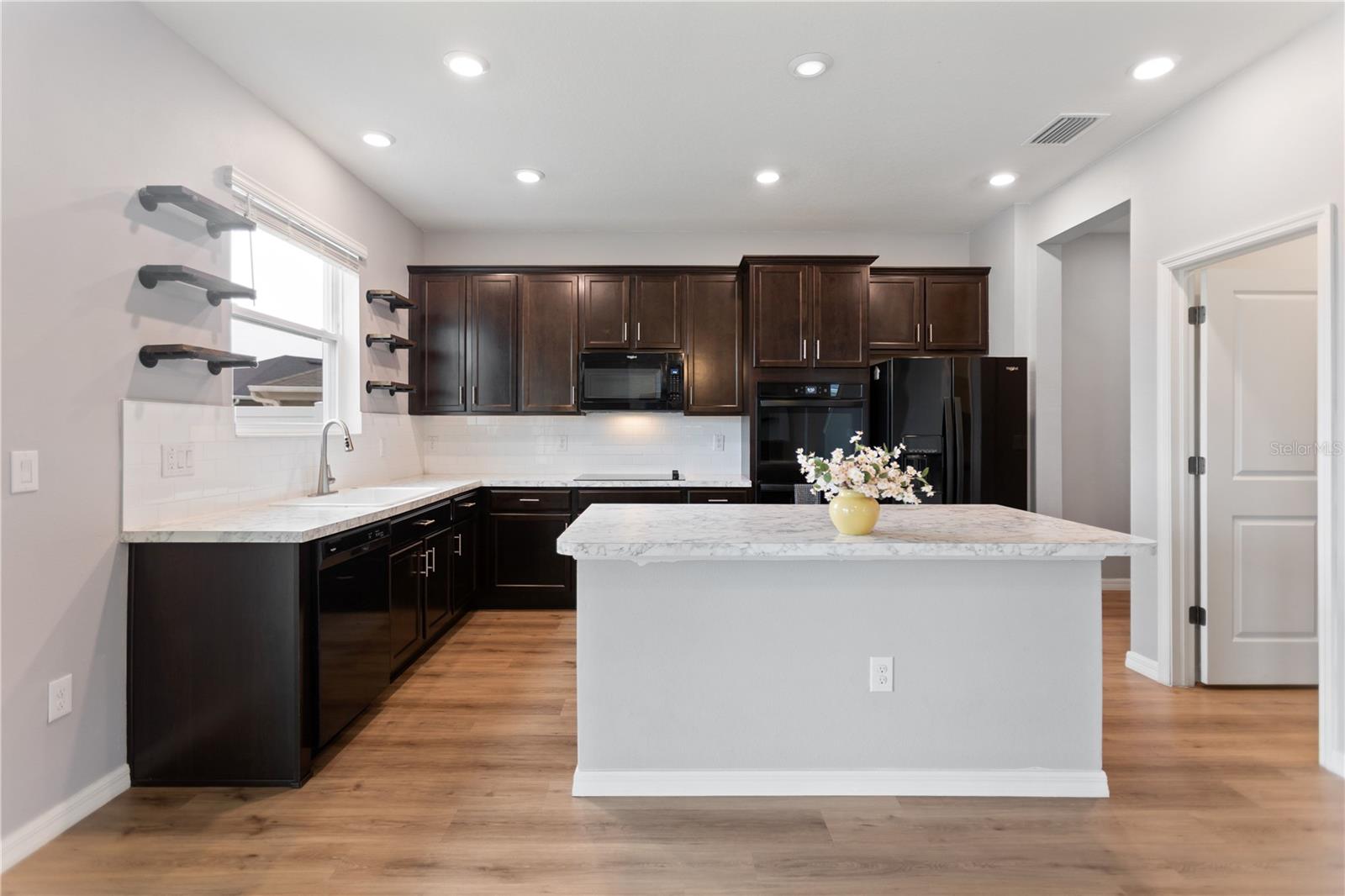 LEGENDS POINTE PH 1 - Residential
