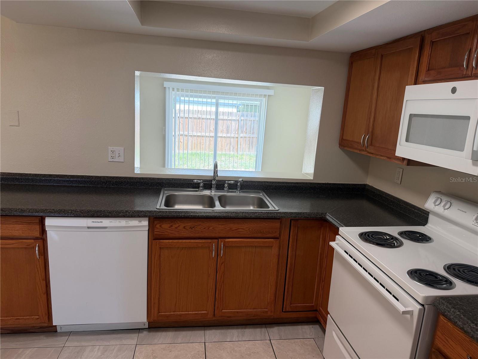 BEACON SQUARE - Residential