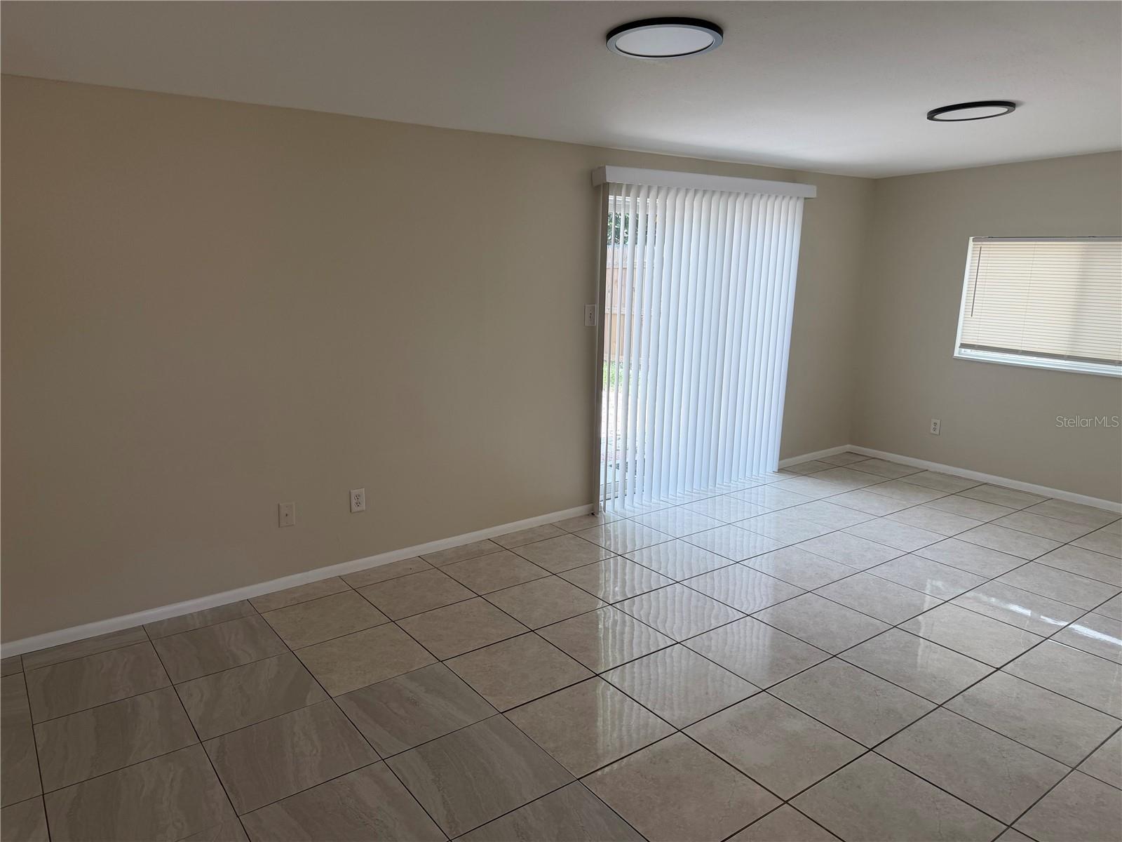 BEACON SQUARE - Residential