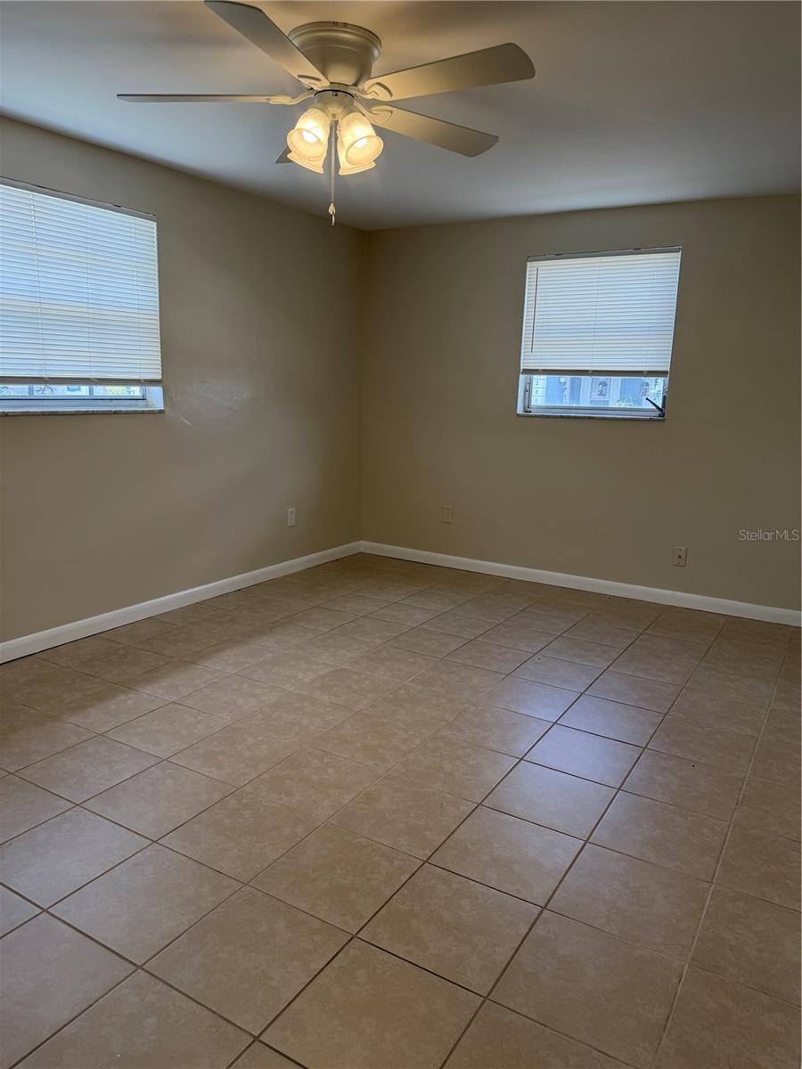 BEACON SQUARE - Residential