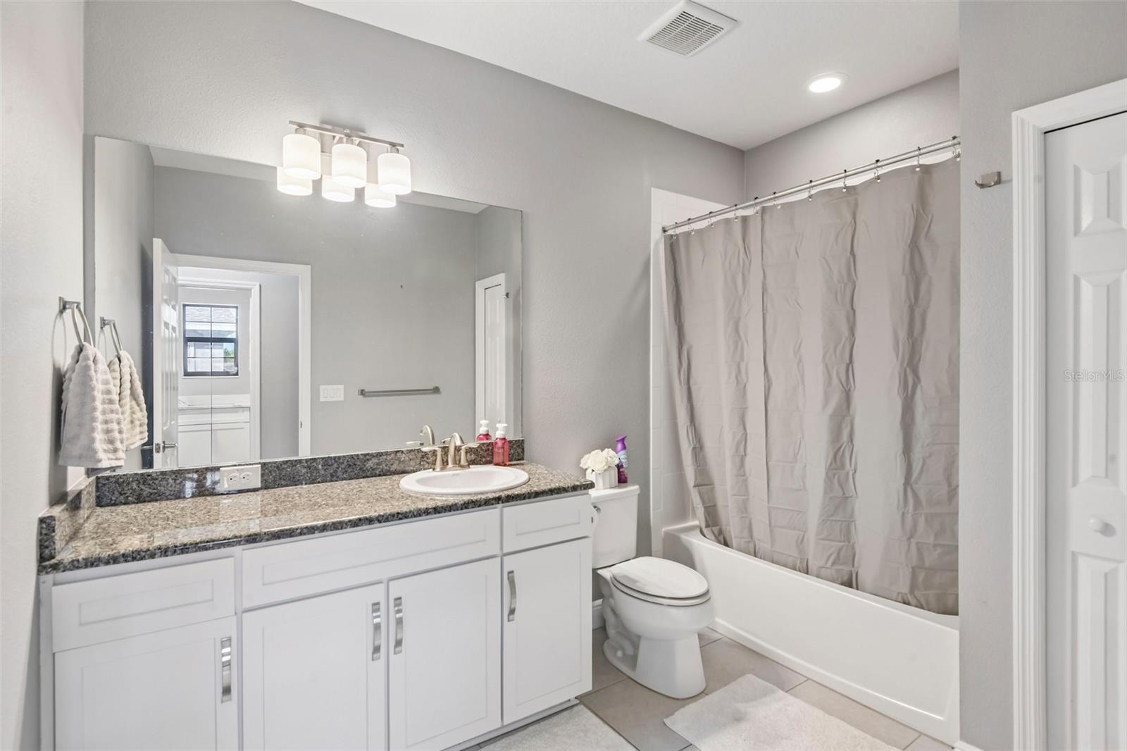 LAKESHORE RANCH PH I - Residential