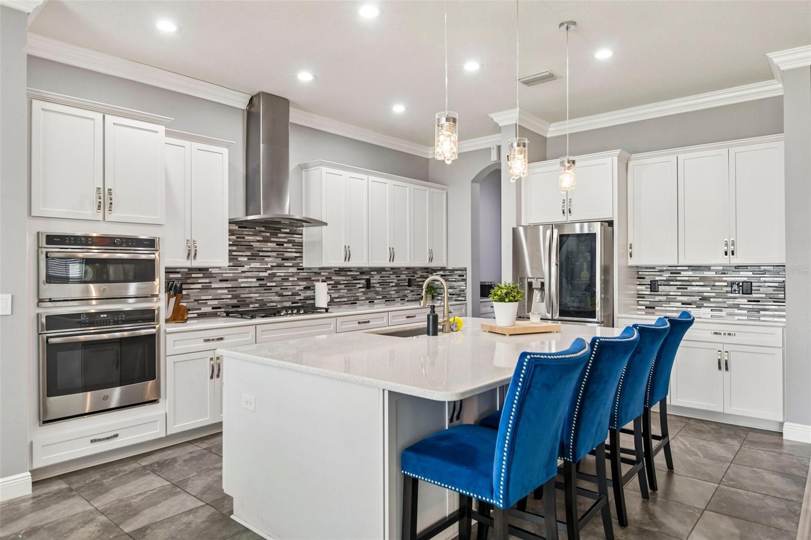 LAKESHORE RANCH PH I - Residential
