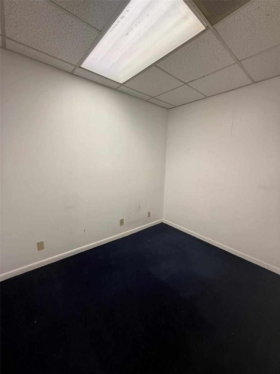 OCALA AIRPORT COMMERCE CENTER - Commercial Lease