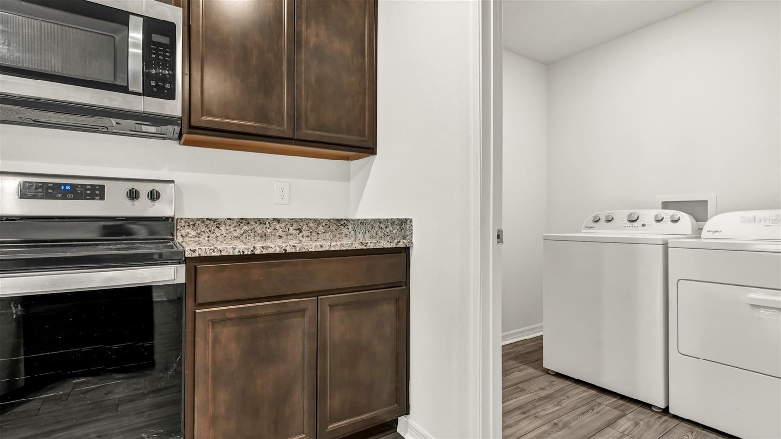 MADISON VILLAGE TWNHMS - Residential Lease