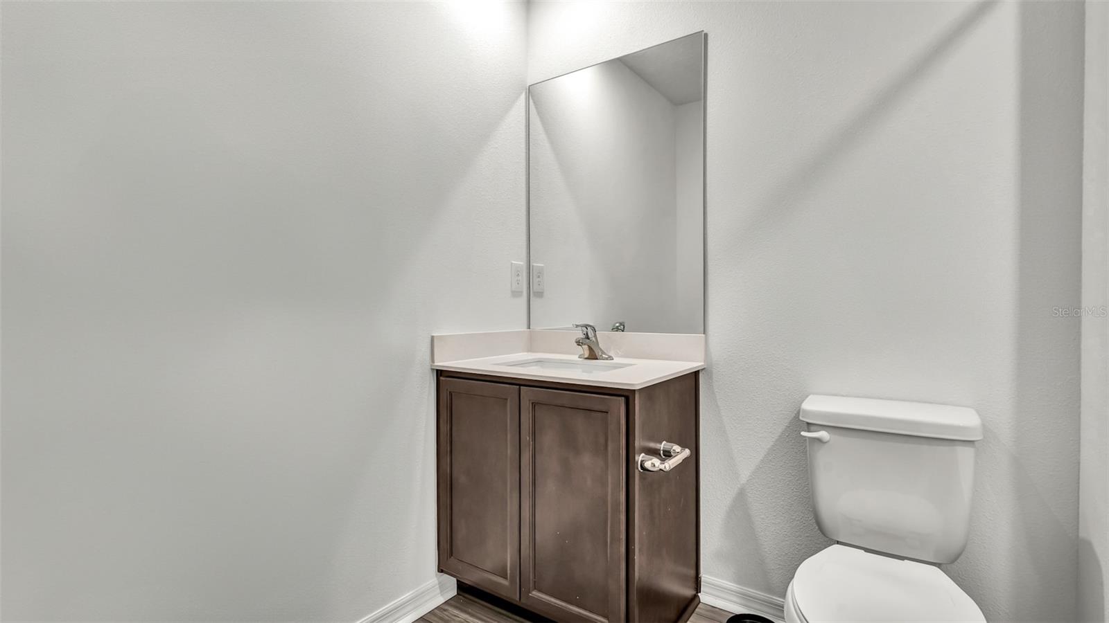 MADISON VILLAGE TWNHMS - Residential Lease