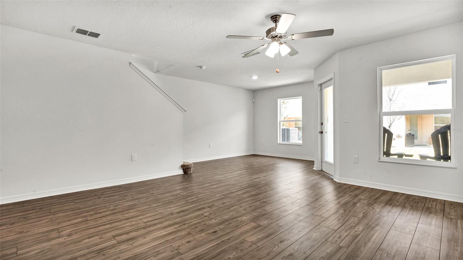 MADISON VILLAGE TWNHMS - Residential Lease
