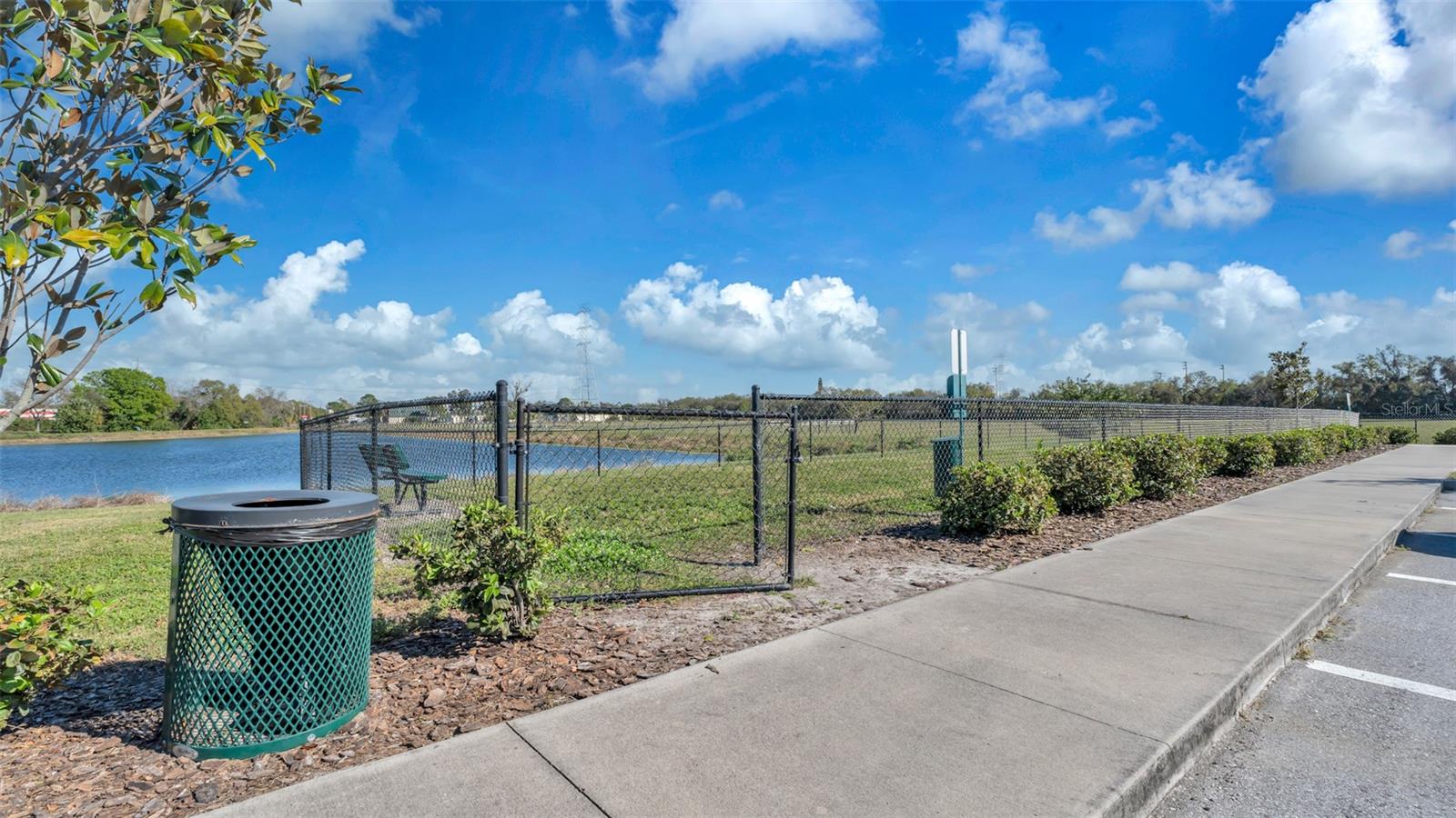 MADISON VILLAGE TWNHMS - Residential Lease