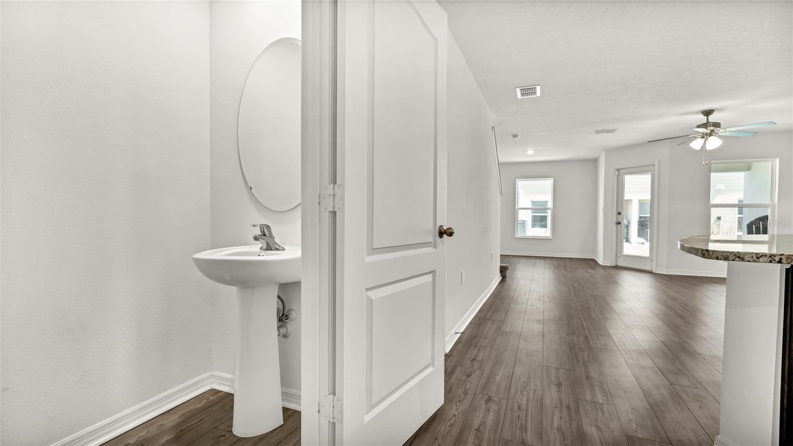 MADISON VILLAGE TWNHMS - Residential Lease