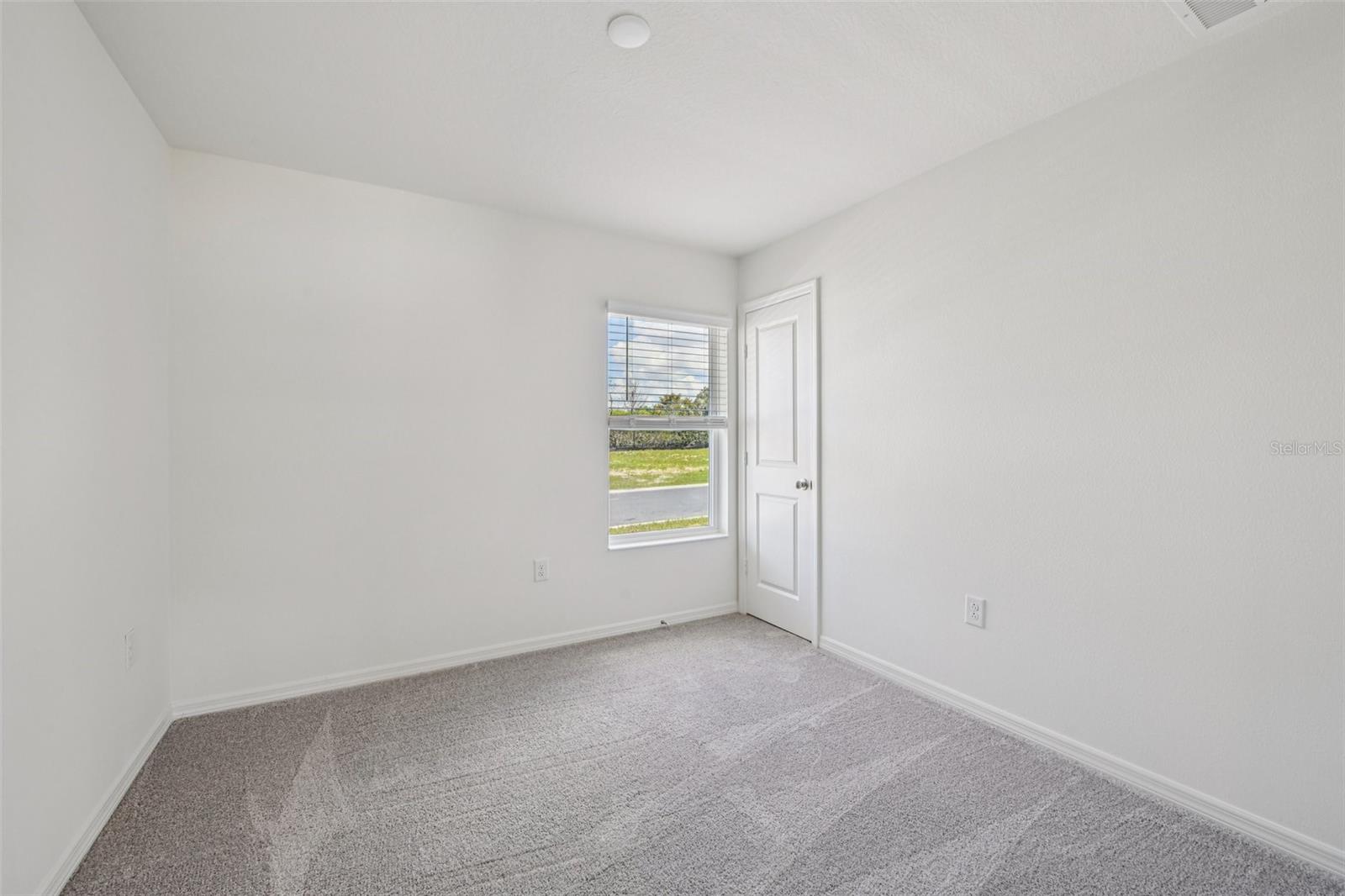 HILLSIDE AT MOUNT DORA - Residential