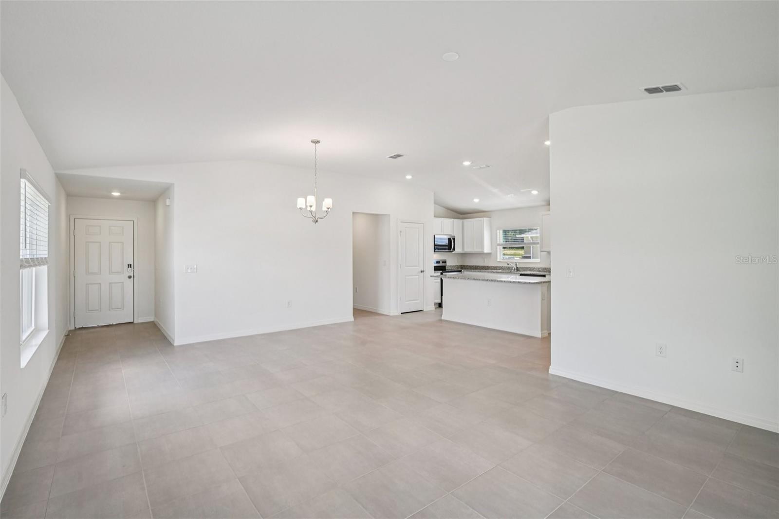 HILLSIDE AT MOUNT DORA - Residential