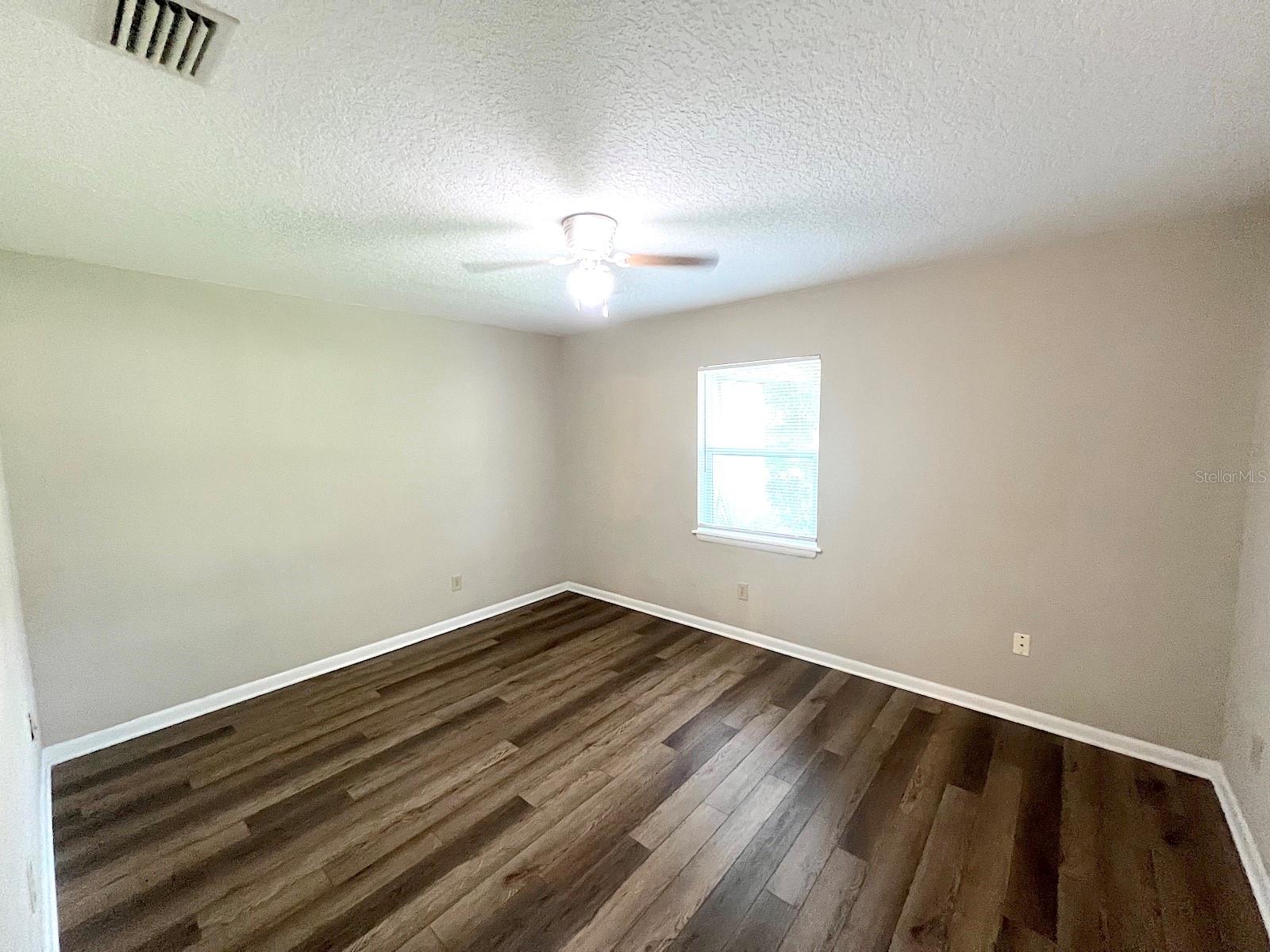 BELLE TERRE - Residential Lease