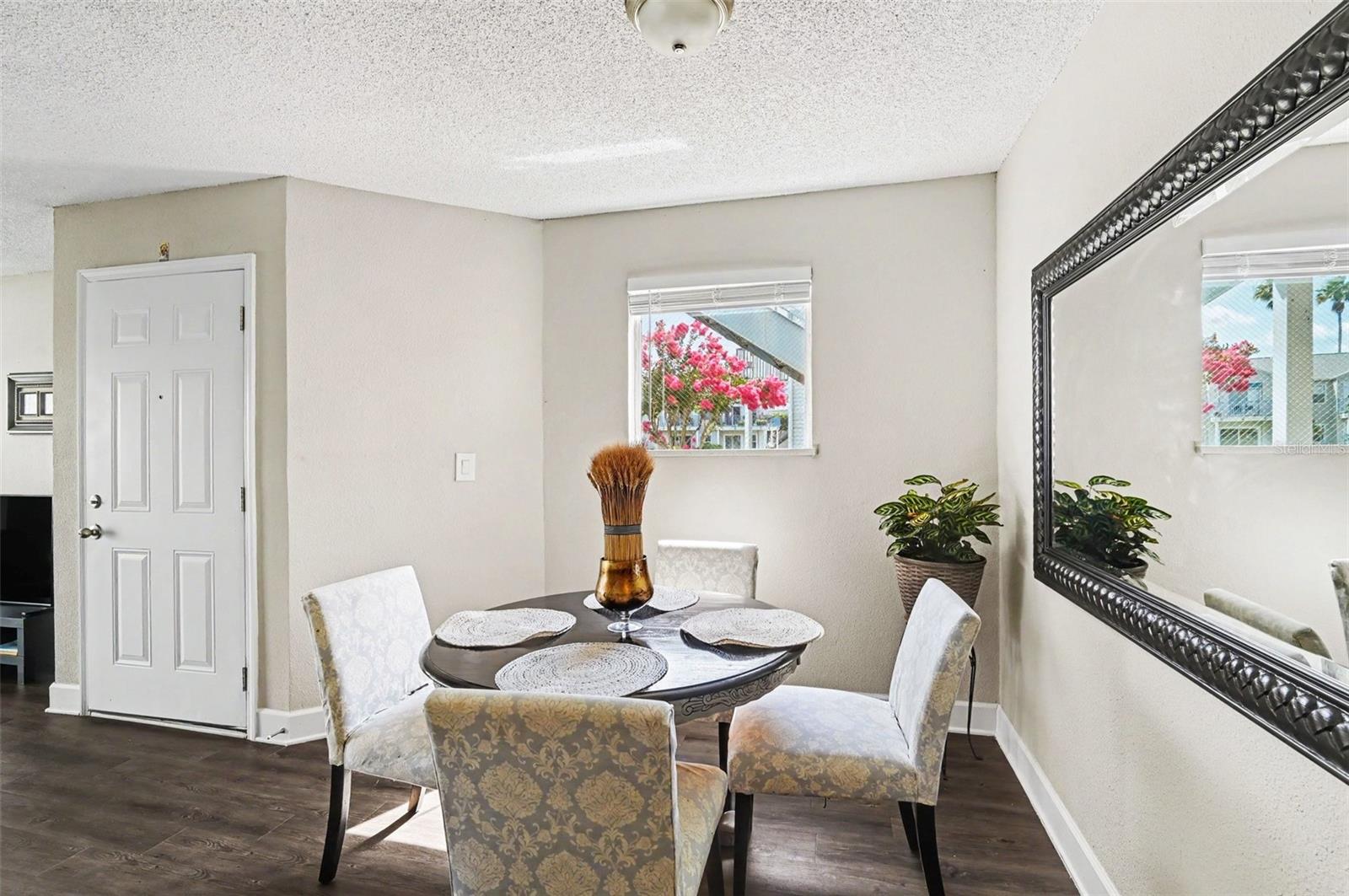 DOCKSIDE CONDO - Residential
